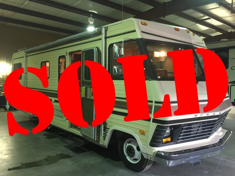 1984 Winnebago Chieftain 27