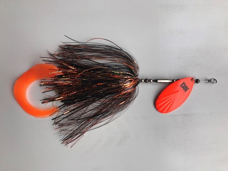 Single #9 Blade Bucktail in orange
