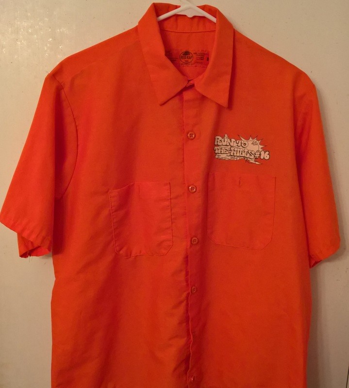 17th Annual Run To The Hills  Men&#39;s Short Sleeve Button-Down Shirt