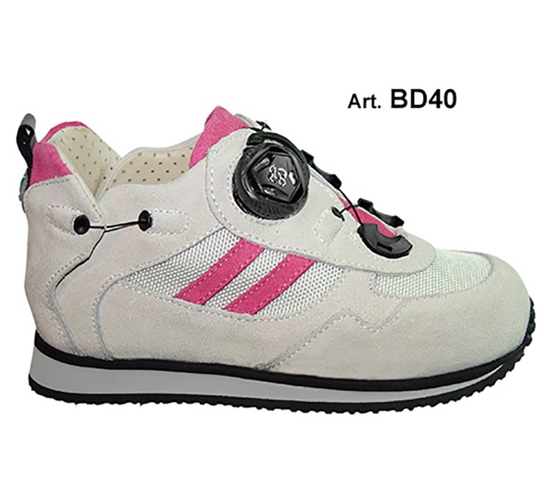 BUDDY - white/pink - PERFORATED lining - Flat heel
