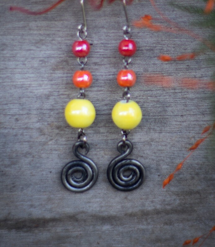 Taika-korvakorut keraamisilla helmillä