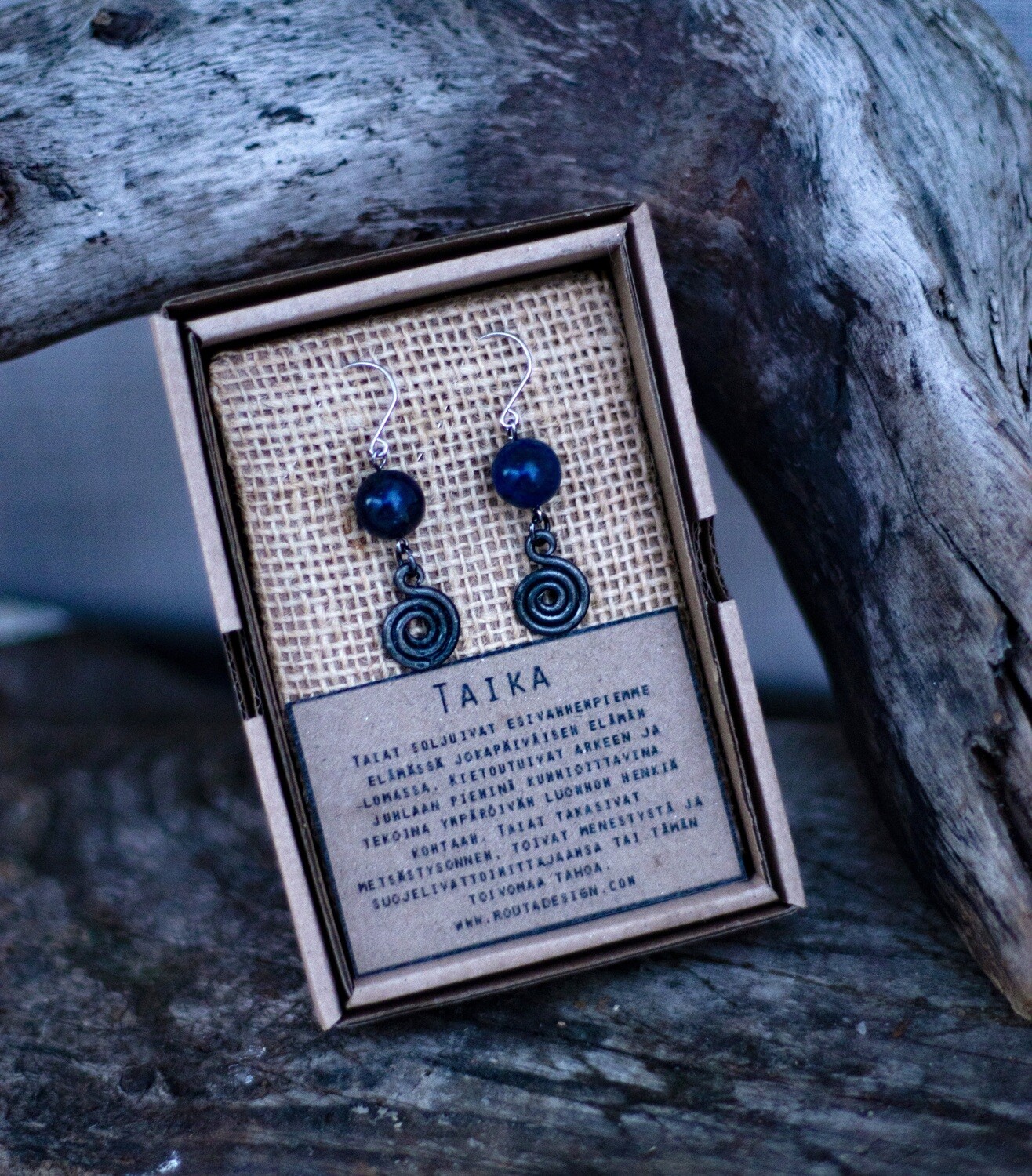 Taika-korvakorut lapis lazuli