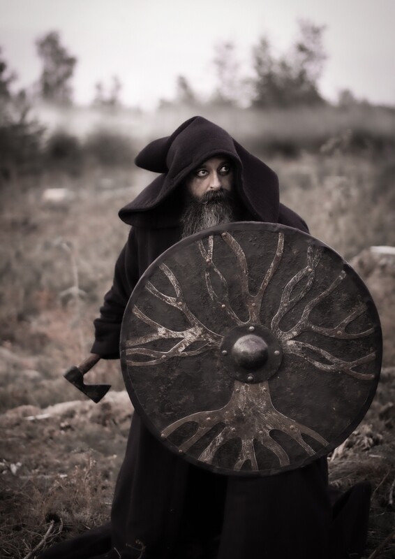 Köndös-postikortti