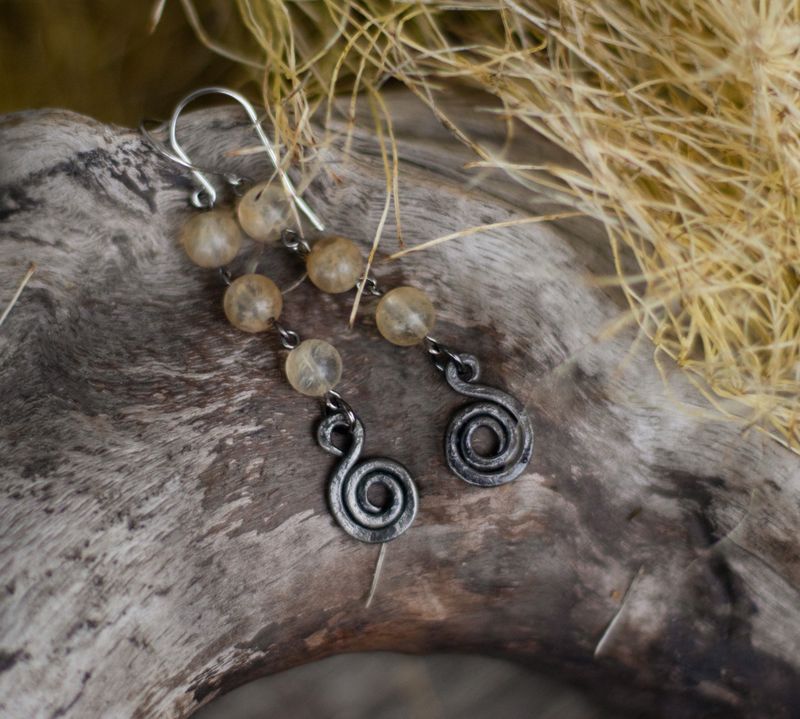 Taika-korvakorut akaateilla