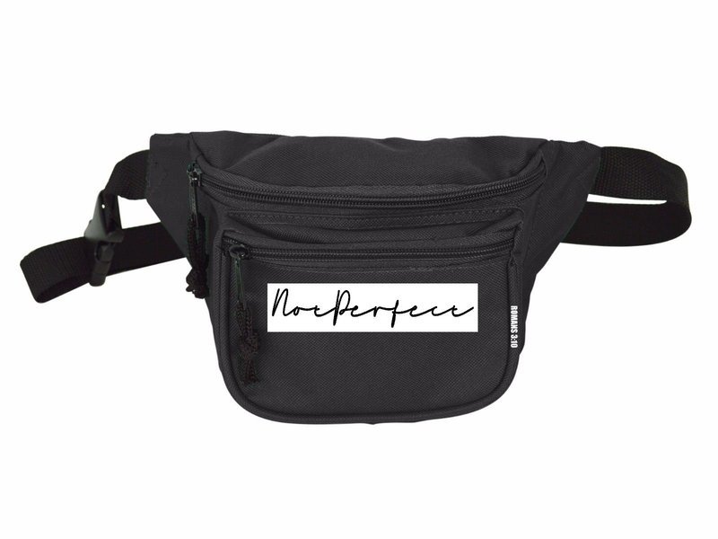BLACK AND WHITE FANNY PACK