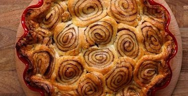 Cinnamon Swirl Apple Pie - whole 9&quot;