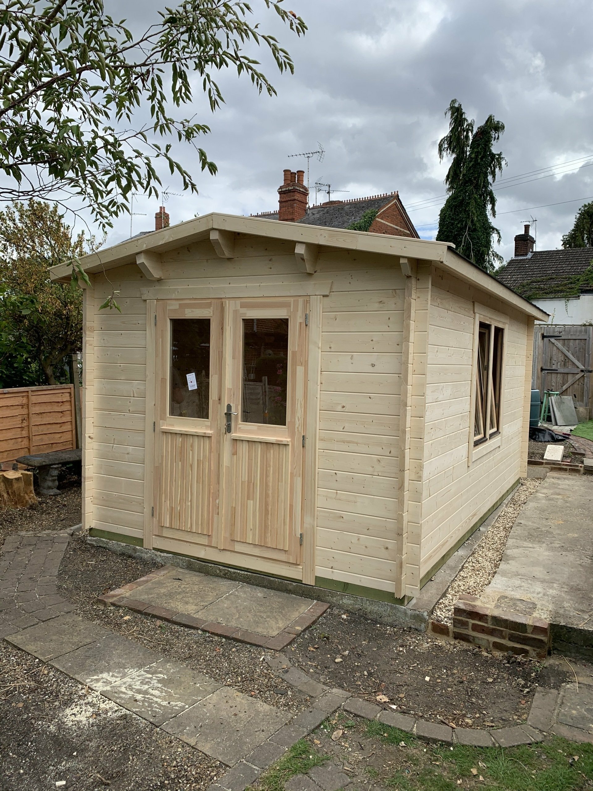Kessell | 3.0 x 5.0m | 44mm or 68mm Logs | Bespoke Range