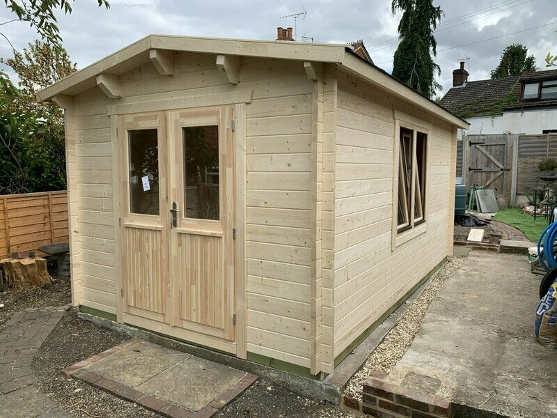 Kessell | 3.0 x 5.0m | 44mm or 68mm Logs | Bespoke Range