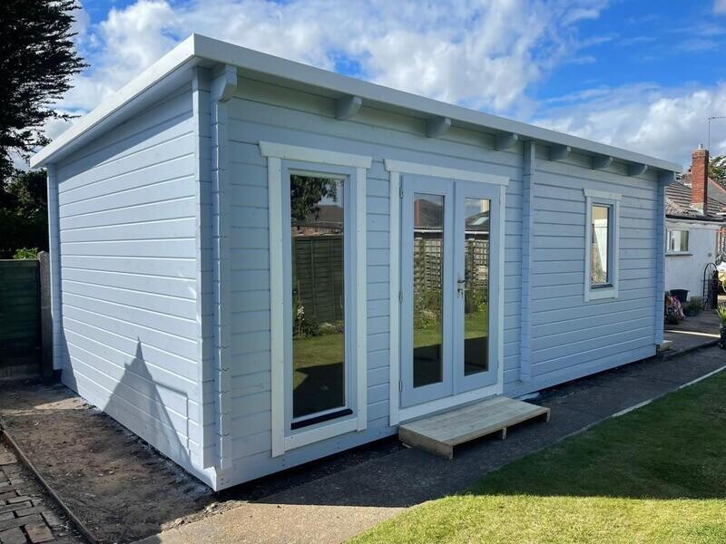 Montanas Log Cabin | 44 or 68mm Logs | 7.0 x 4.0m | Bespoke Range | MULTI ROOM