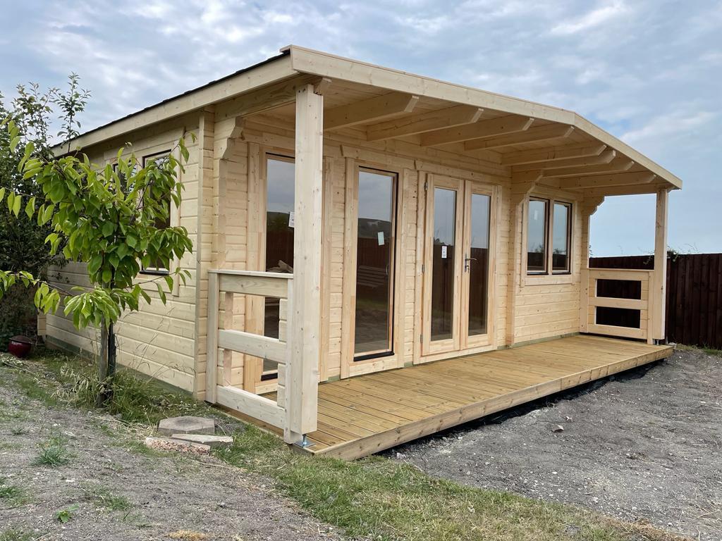Fleming Log Cabin 68mm 6.3 x 4.3m