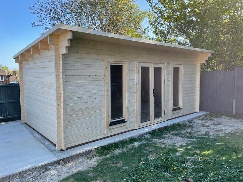 Woodley Log Cabin |  44mm or 68mm | 6.0 x 3.0m | Bespoke Range
