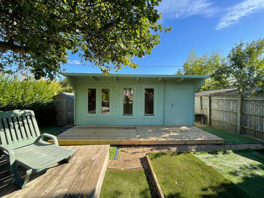 Penfold Log Cabin | 44 or 68mm Logs | 6.1 x 4.1m | Bespoke Range | MULTI ROOM