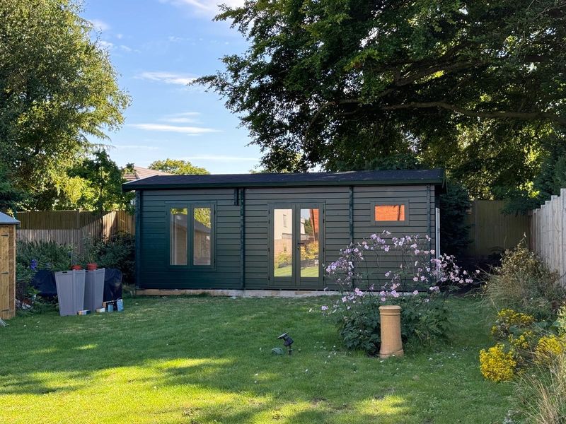 The Collins Log Cabin | 68mm | 7.1 x 3.5m  | Multi Room Bespoke Range
