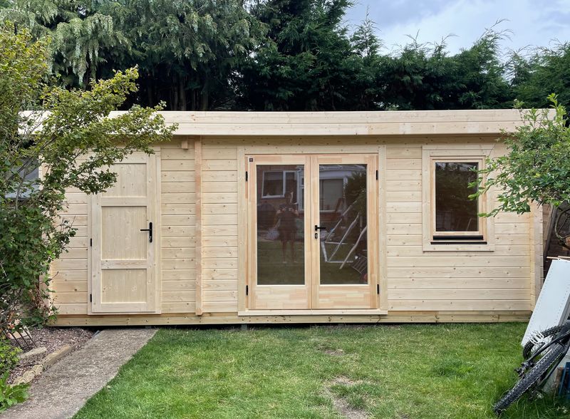 Newbury Log Cabin | 44mm or 68mm Logs | 6 x 4m | Bespoke Range