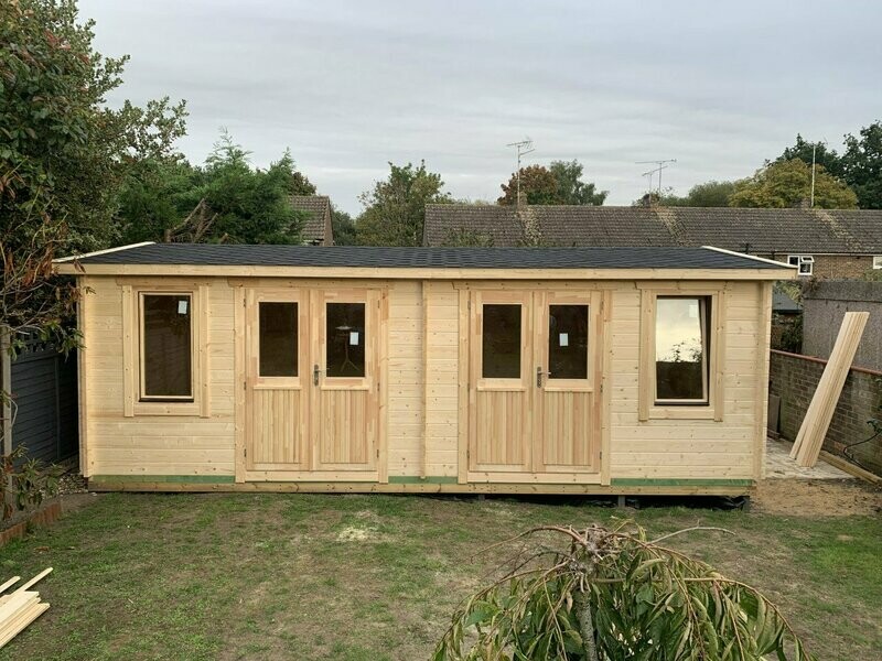 Danni | Multi Room | Log Cabin 7.0 x 4.0m | 44mm Danni log cabin