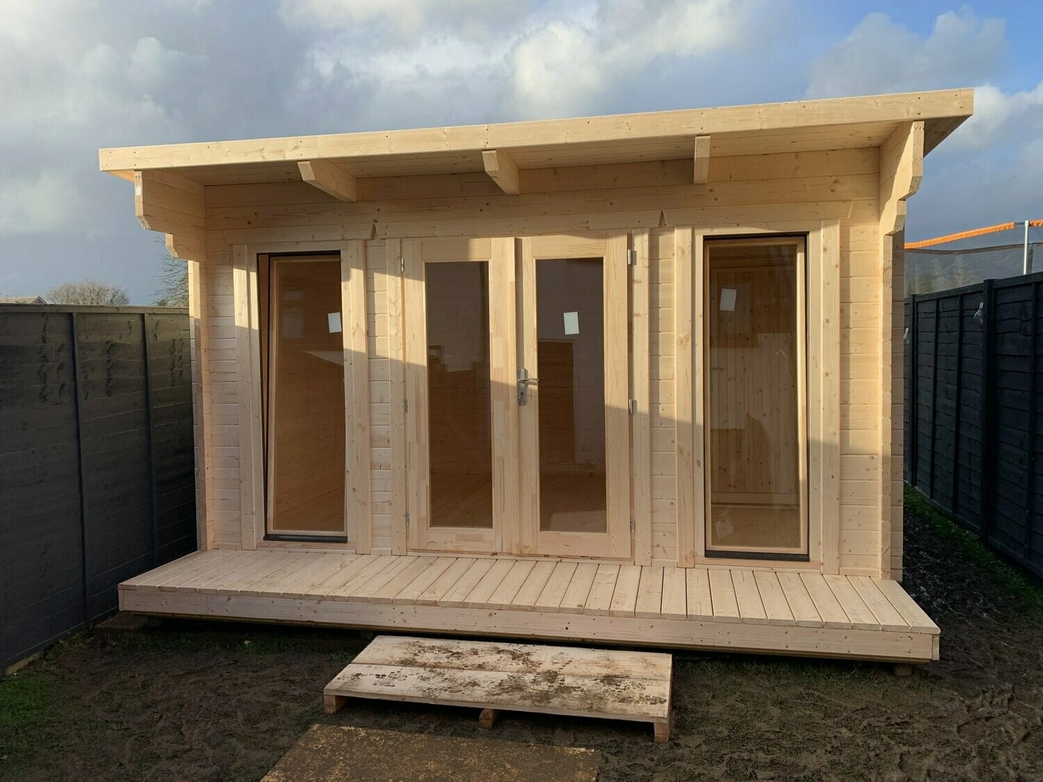 Twydell | 4.2 x 3.8m | 44mm | Multi Room