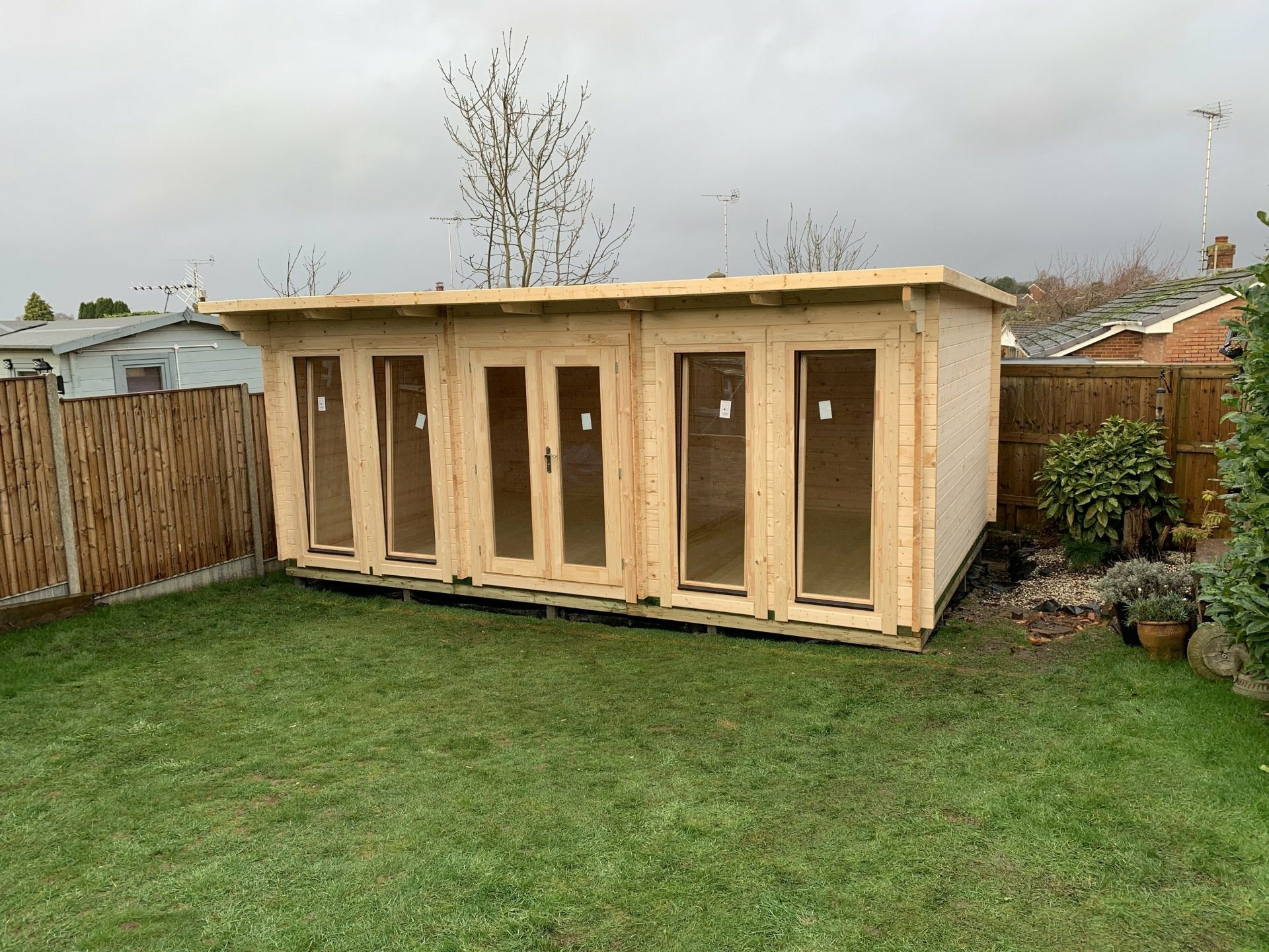 Fletcher | 6 x 3.8m | 44mm or 68mm Logs | Bespoke Range
