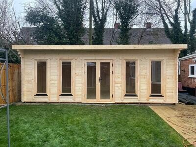 Bruce Log Cabin | 44 or 68mm logs | 7.0m x 3.7m | Bespoke Range front view of Bruce log cabin