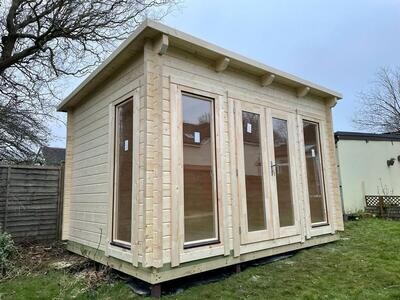 Scrutton log cabin | 44 or 68mm Logs | 4.0 x 3.0m | Bespoke Range Scrutton log cabin | 44 or 68mm Logs | 4.0 x 3.0m | Bespoke Range