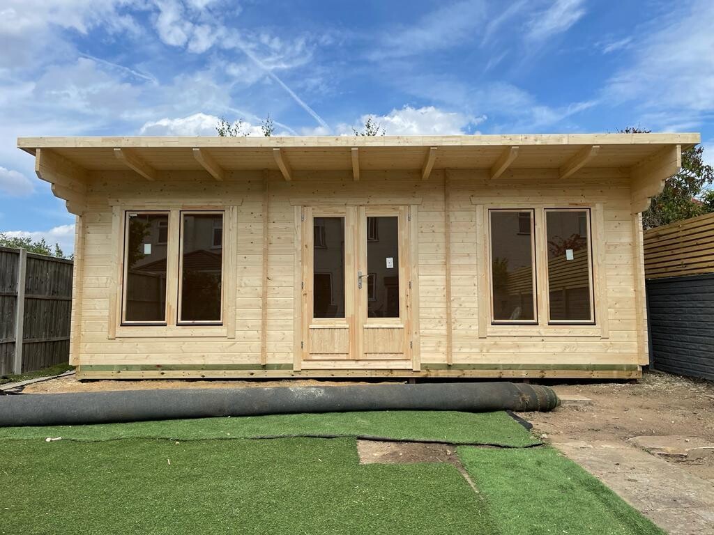 Rendall Log Cabin | 44mm or 68mm Logs | 7.0 x 4.2m Garden Building | Bespoke Range | MULTI ROOM