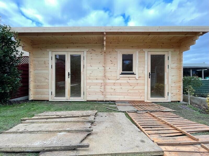 Defeo Log Cabin | 44mm or 68mm Logs | 6.0 x 3.0m Garden Building | Bespoke Range | MULTI ROOM Defeo Log Cabin