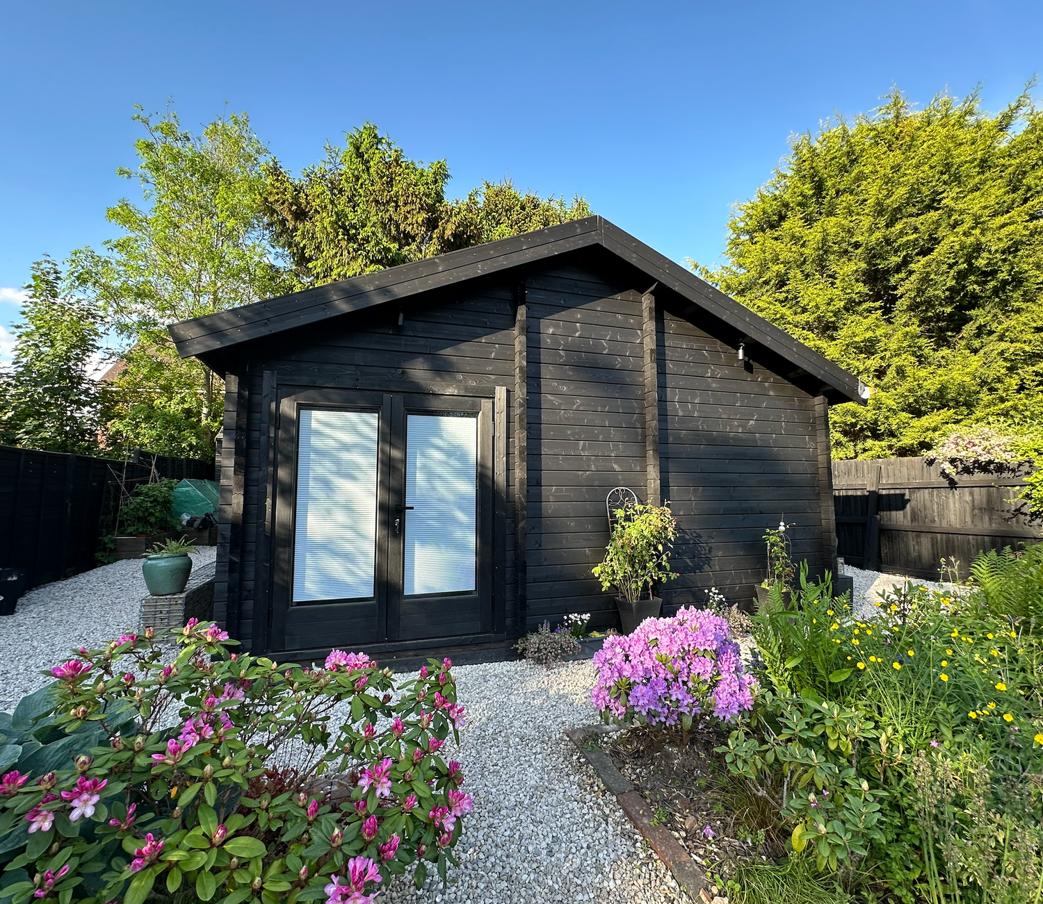 The Ace Golf Cabin | 5.3 x 3.8m (Internal) - Golf Simulator Log Cabin | 44mm or 68mm Thick Logs | BESPOKE The Ace Golf Cabin | 5.3 x 3.8m (Internal) - Golf Simulator Log Cabin | 44mm or 68mm Thick Logs | BESPOKE
