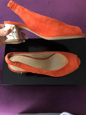 4642 Tangerine Suede Peep Toe Slingback 4642 Tangerine Suede Peep Toe Slingback