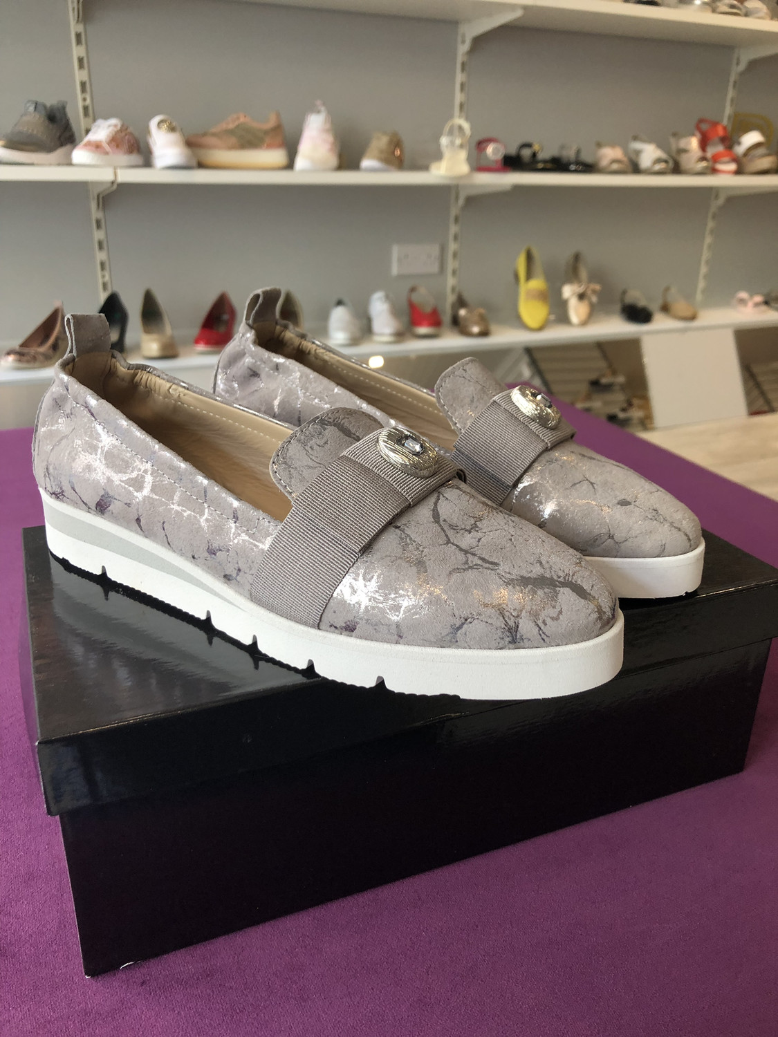4548 Grey Leather Slip On With Bow Detail