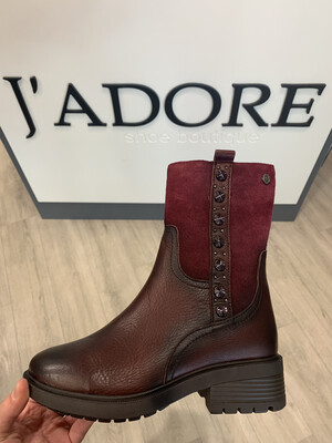 Burgundy Ankle Boot With Stud Detail Burgundy Ankle Boot With Stud Detail