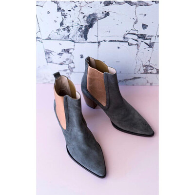 Mouse Mix Pull On Boot With Metallic Elastic Mouse Mix Pull On Boot With Metallic Elastic
