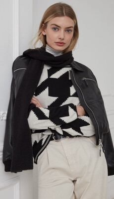 Black And Beige Geo Print Cotton Sweater Black And Beige Geo Print Cotton Sweater