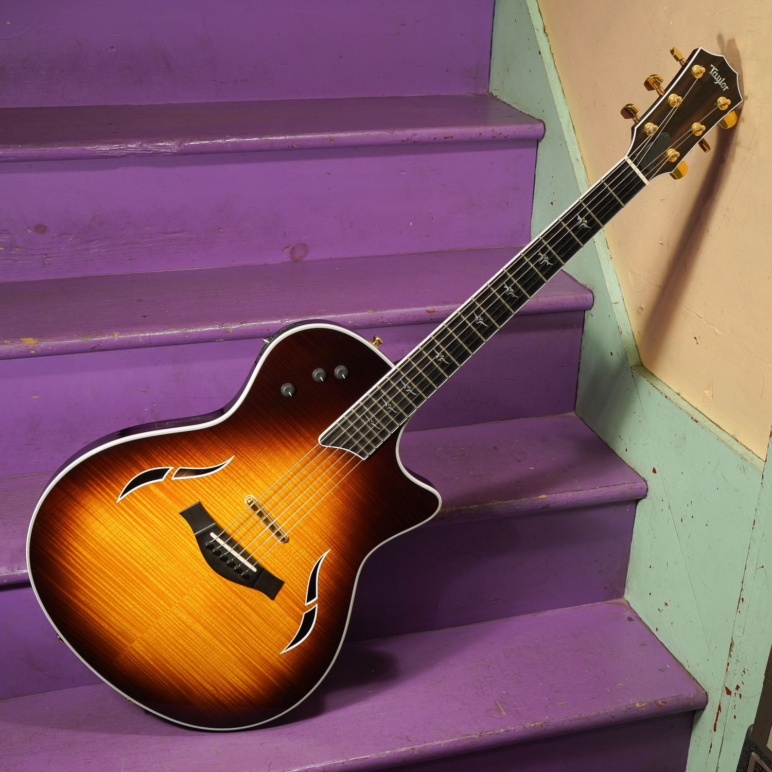 2005 Taylor T5-C1 Acoustic/Electric Hybrid Guitar