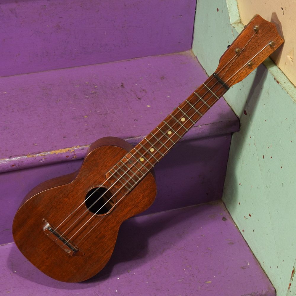 1920s Washburn Mahogany Soprano Ukulele
