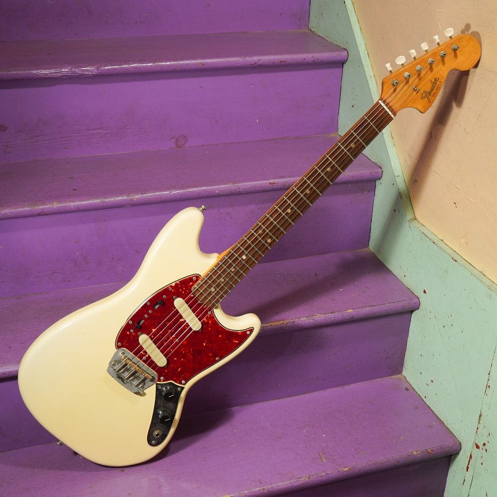 1965 Fender Duo Sonic II Solidbody Electric Guitar