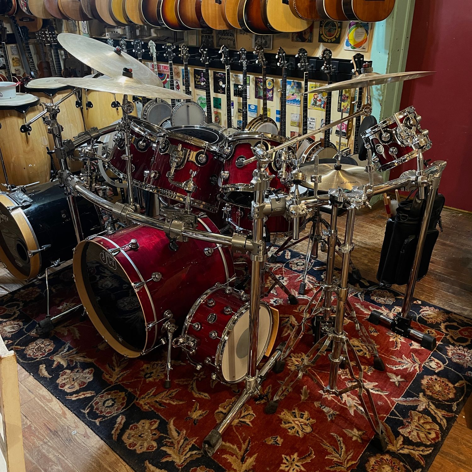 2020s DW Performance Series 7-Piece Drum Kit w/2 Snares & Rail System & Extras (No Shipping) 2020s DW Performance Series 7-Piece Drum Kit w/2 Snares & Rail System & Extras (No Shipping)
