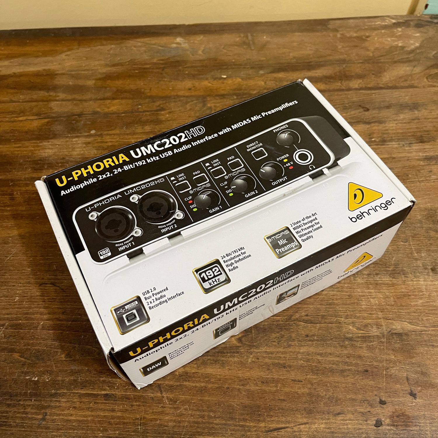 Behringer U-Phoria UMC204HD USB Audio Interface - store pickup only Behringer U-Phoria UMC204HD USB Audio Interface - store pickup only