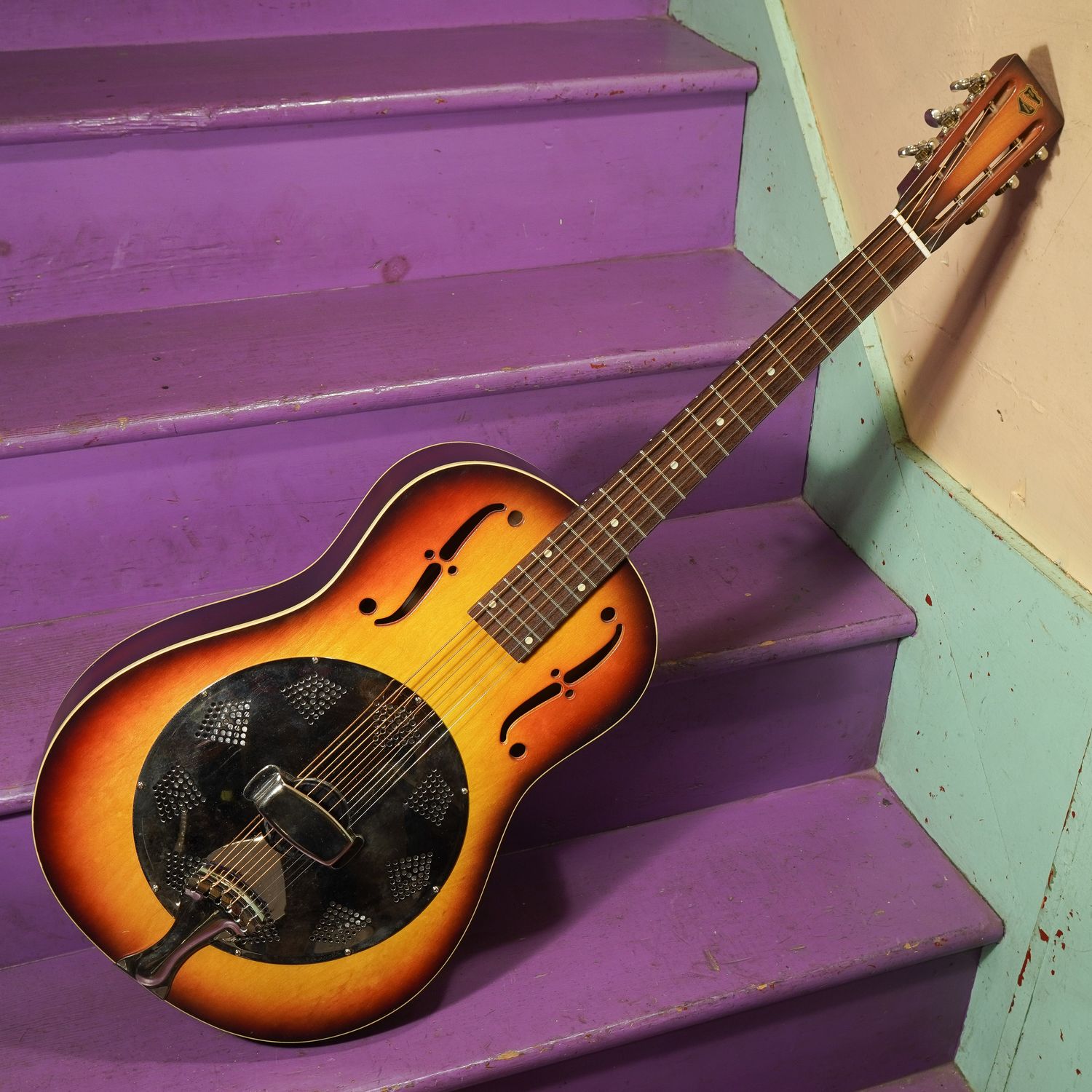 1989 National Aragon (Jazz Blues) Resonator Guitar 1989 National Aragon (Jazz Blues) Resonator Guitar