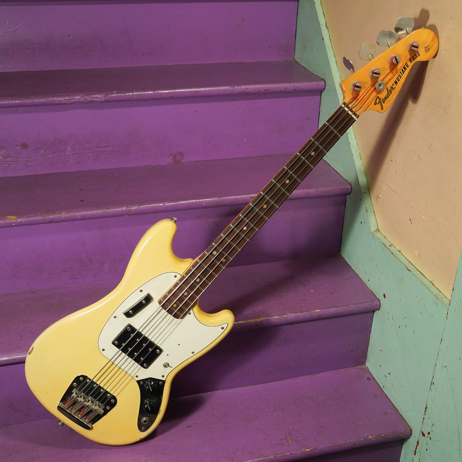 1975 Fender Mustang (Modded) Electric Bass Guitar 1975 Fender Mustang (Modded) Electric Bass Guitar