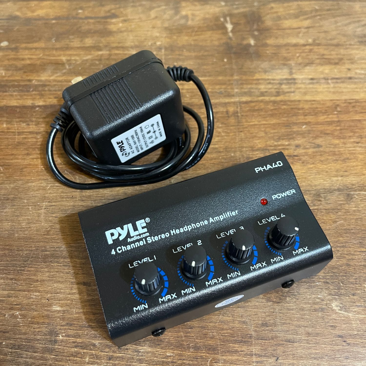 Pyle PHA40 Headphone Amplifier (No Shipping) Pyle PHA40 Headphone Amplifier (No Shipping)