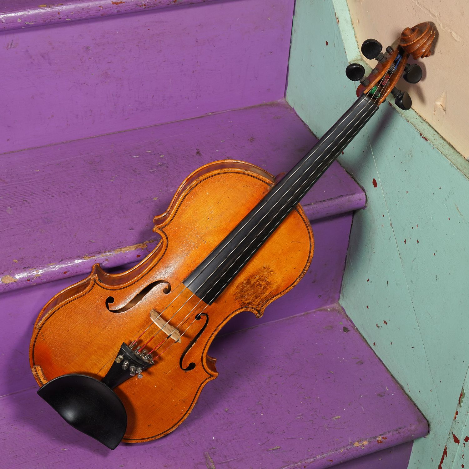 1930s Unmarked Nice-Grade "Sunny" 4/4 Violin 1930s Unmarked Nice-Grade "Sunny" 4/4 Violin