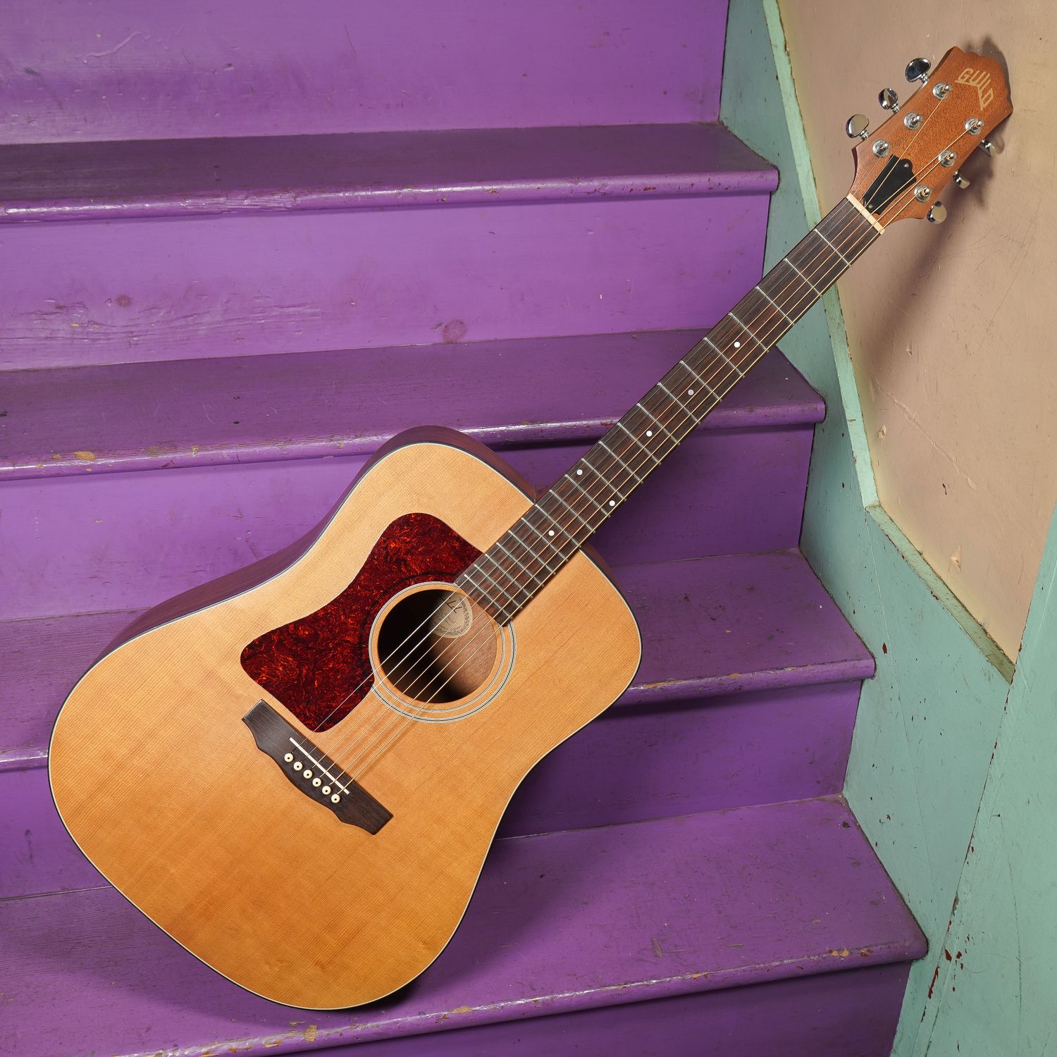 1995 Guild D-4 Lefty Dreadnought Guitar