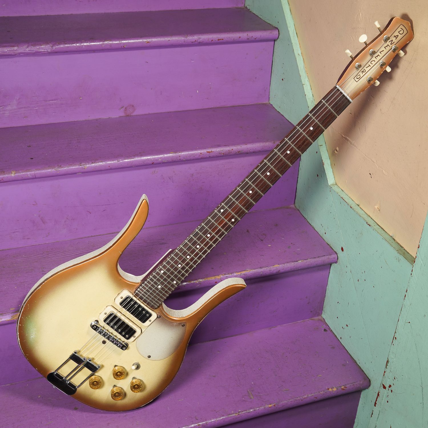1962 Danelectro Guitarlin (Longhorn, Modded) Electric Guitar 1962 Danelectro Guitarlin (Longhorn, Modded) Electric Guitar