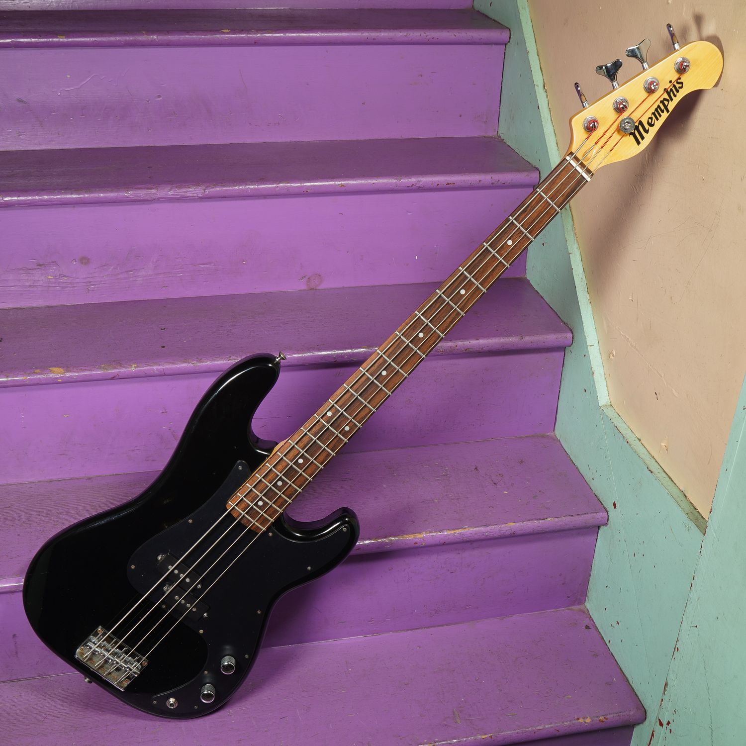 1990s Memphis P-Style Electric Bass Guitar (No Shipping) 1990s Memphis P-Style Electric Bass Guitar (No Shipping)