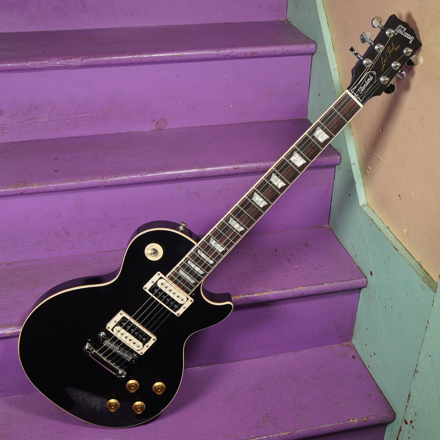 2000 Gibson Les Paul Standard Electric Guitar