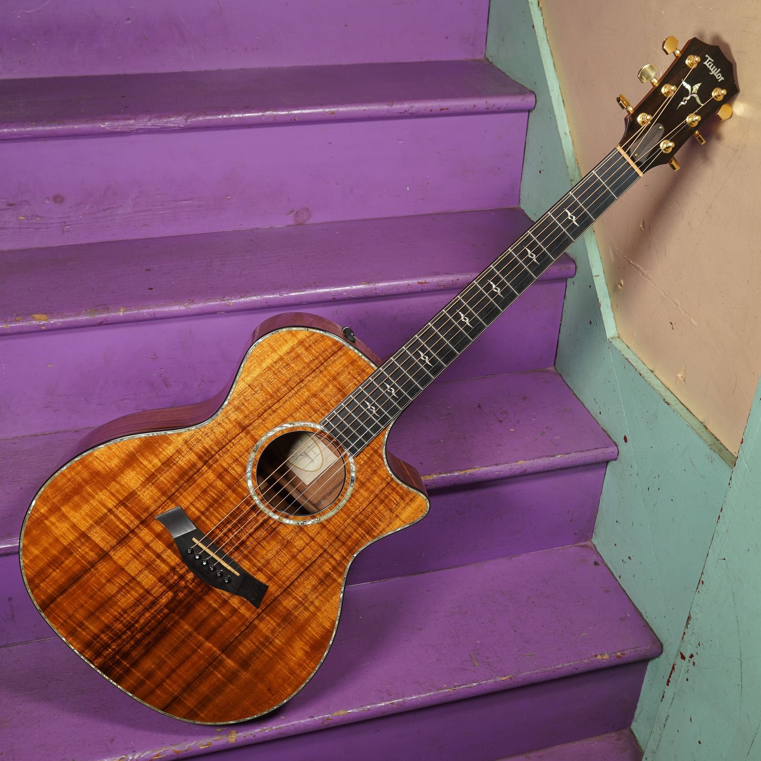 2006 Taylor K14ce Koa Jumbo Cutaway Guitar 2006 Taylor K14ce Koa Jumbo Cutaway Guitar