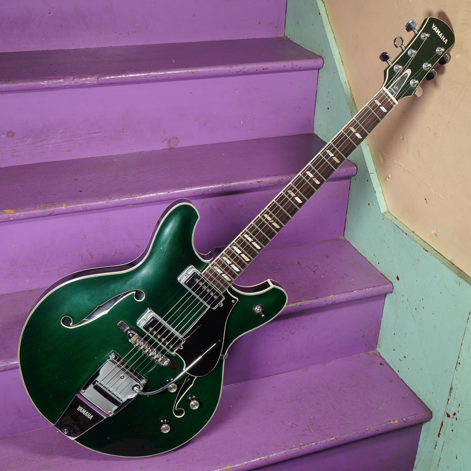 1966 Yamaha SA-50 Semihollow Electric Guitar 1966 Yamaha SA-50 Semihollow Electric Guitar