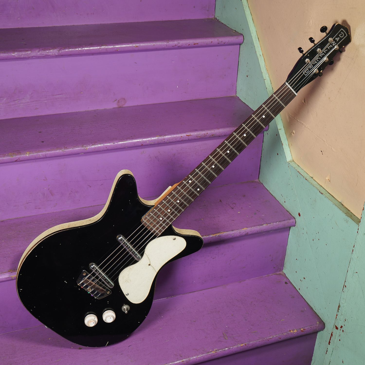 1959 Danelectro DC2 Shorthorn Semihollow Electric Guitar 1959 Danelectro DC2 Shorthorn Semihollow Electric Guitar