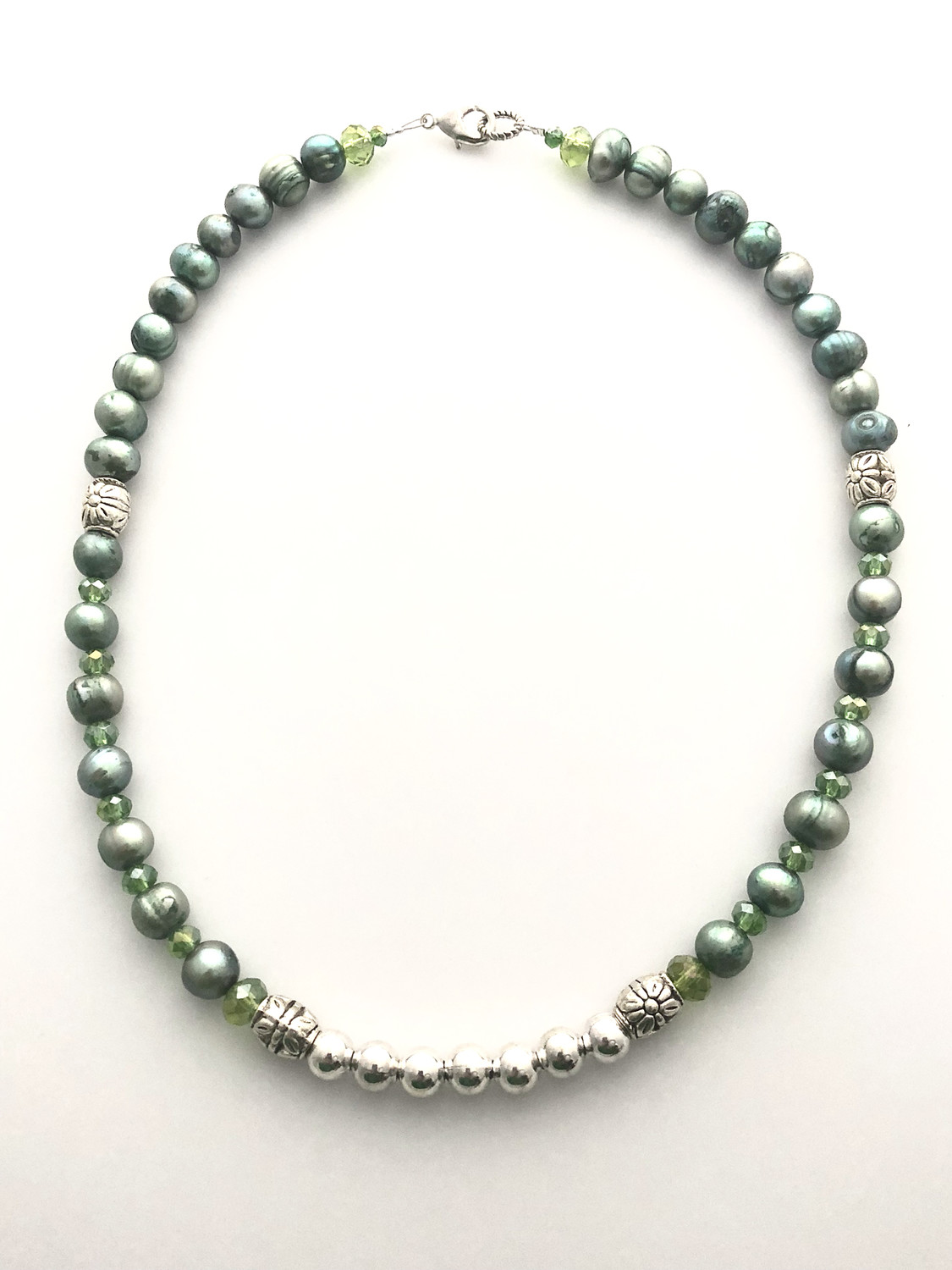 NYMP Forest Green Cultured Freshwater Pearl and Silver Necklace