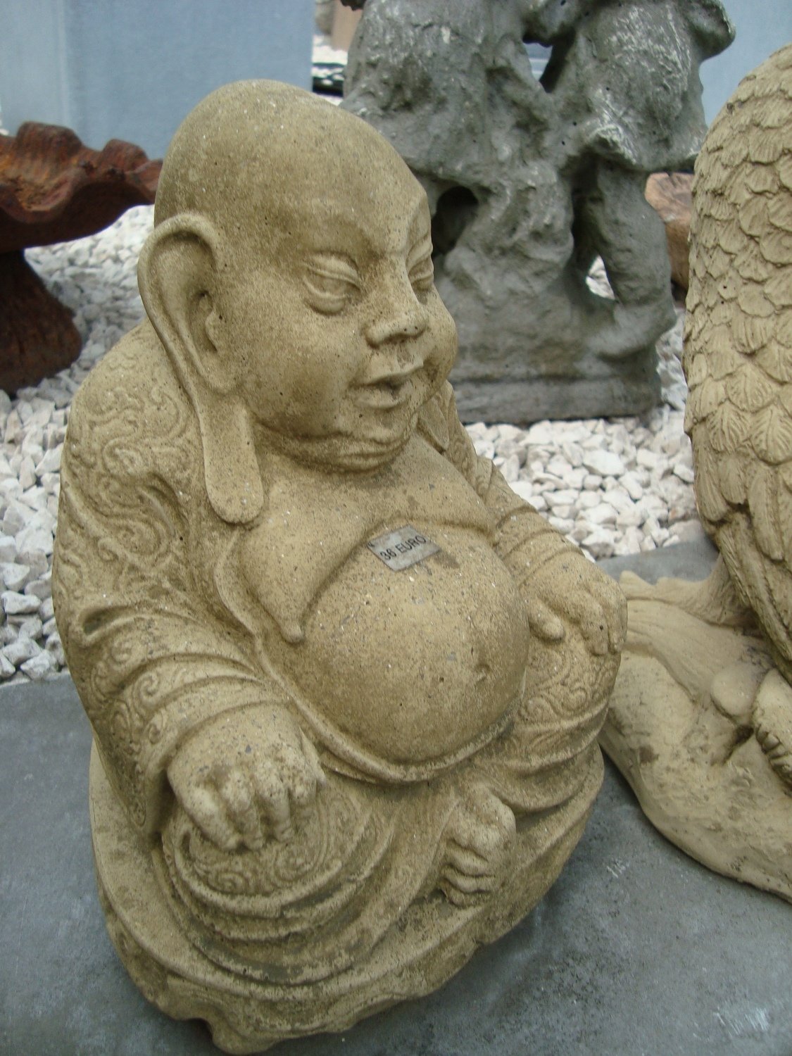 Oude Buddha met dikke buik