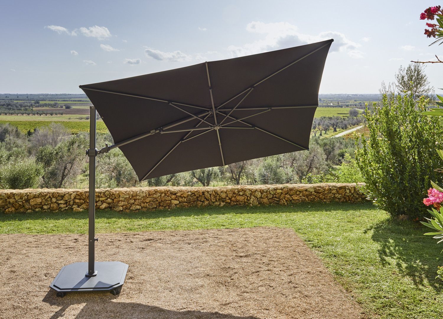 Jardinico Caractère Zweefparasol 300x300cm Jardinico Caractère Zweefparasol 300x300cm